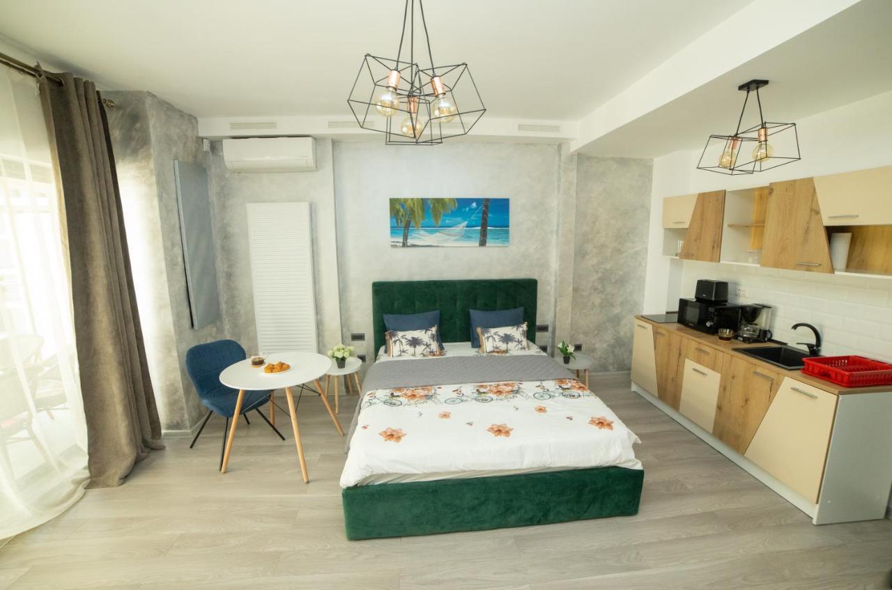 Studio 60 By The Beach Mamaia, Free Parking Casa Del Mar Buitenkant foto